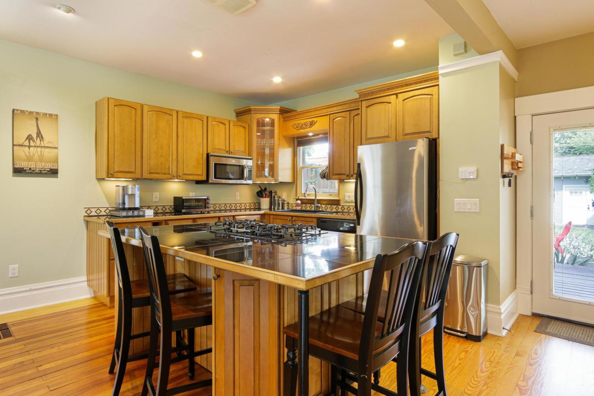 Holiday home With Garage, Hot Tub, Near Osu & Short North *